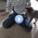 Vidéo d'un chat boxeur qui se bat contre un sèche-cheveux